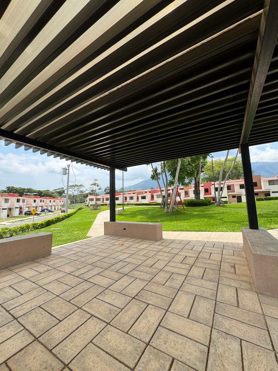 Amenity 1 · Casa en Paseo Las Flores